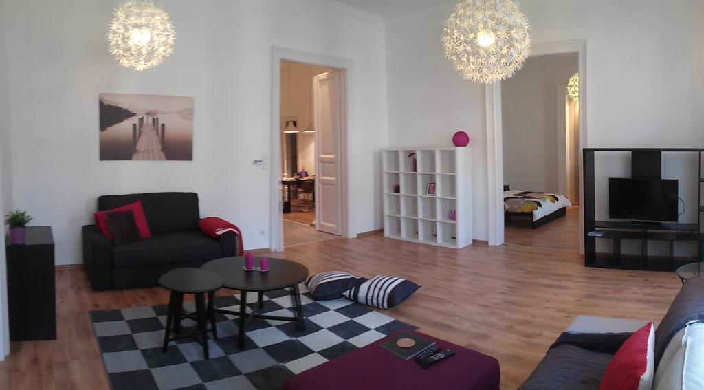 Ferienwohnung Downtown Rising Sun 104 Sq.M Budapest Exterior foto