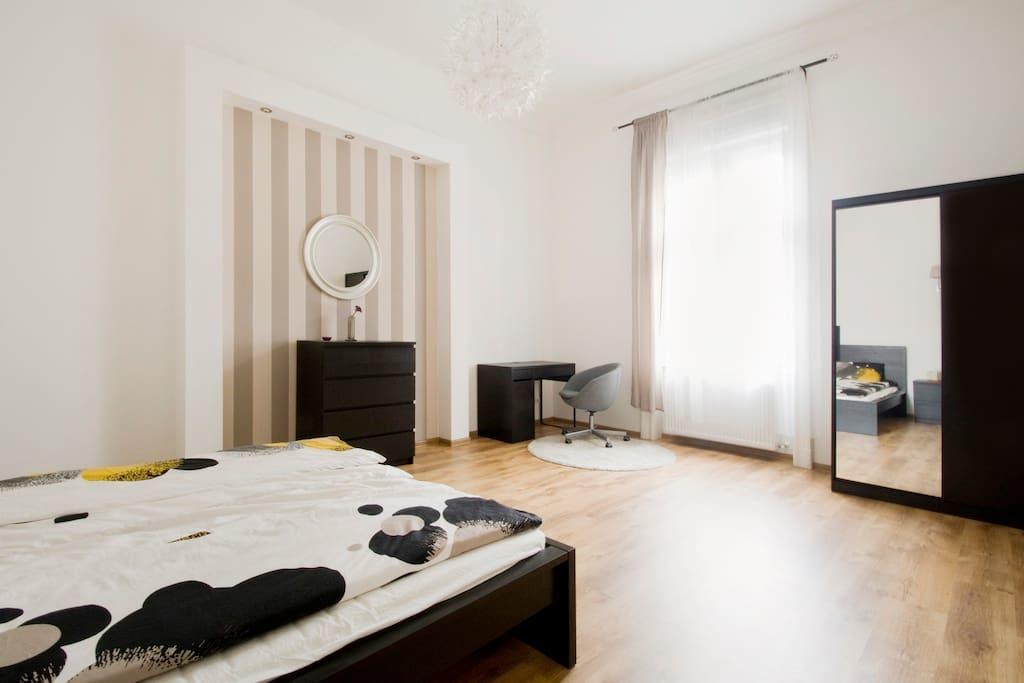 Ferienwohnung Downtown Rising Sun 104 Sq.M Budapest Exterior foto